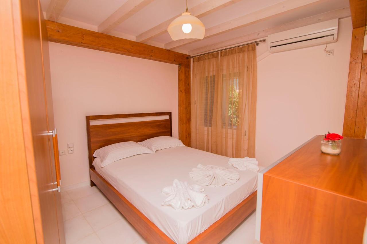 Orfeas Vasiliki (Lefkada)